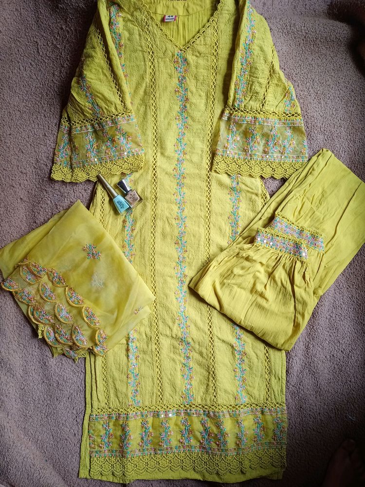 Preetiest Kurti Set