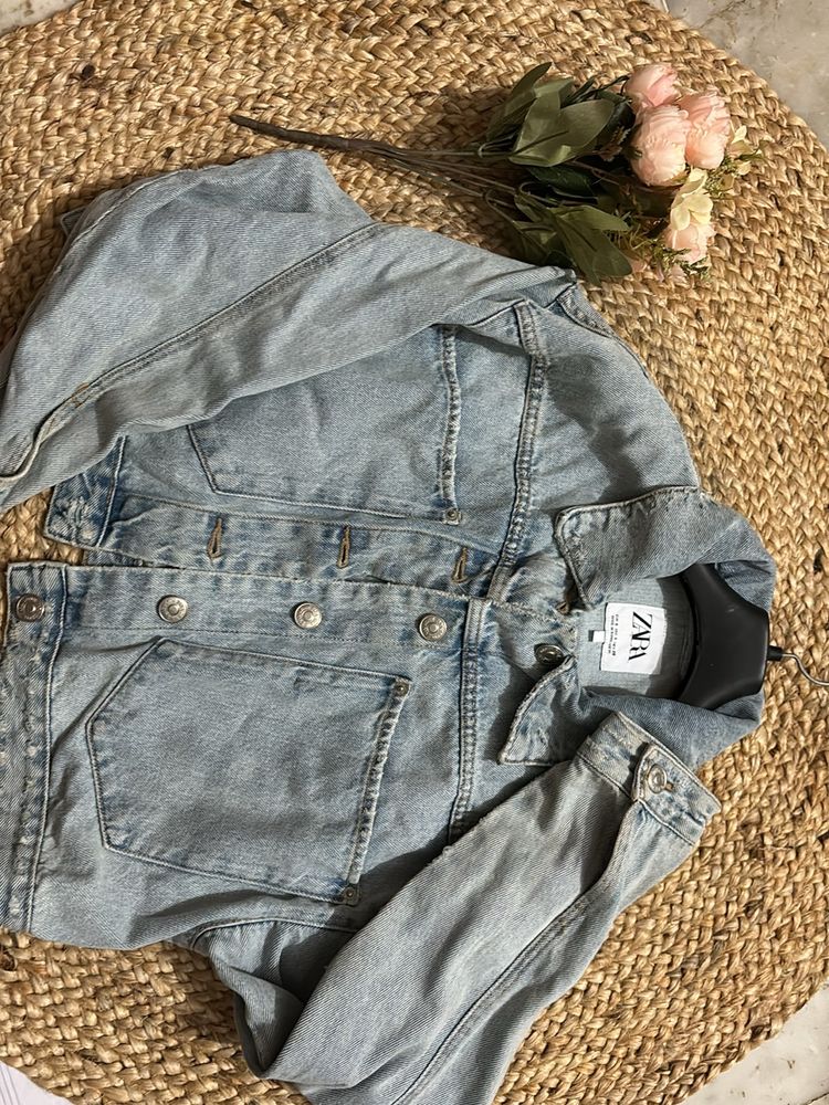 Women Cropped Denim Jacket