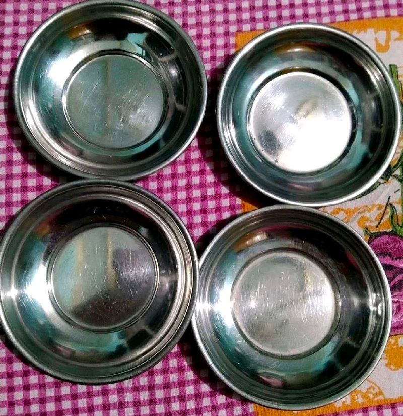 Combo Of 4 Halwa Plates( Small Steel Bowls/Plates)