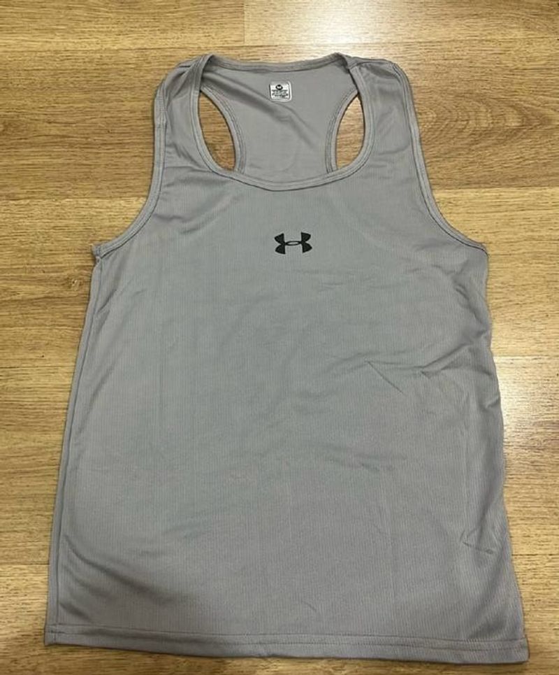 Under Amrour gym vest