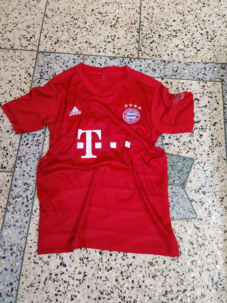 BAYERN MUNICH JERSEY