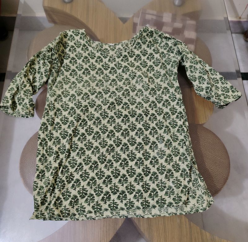 Short Women Kurta In Size 36