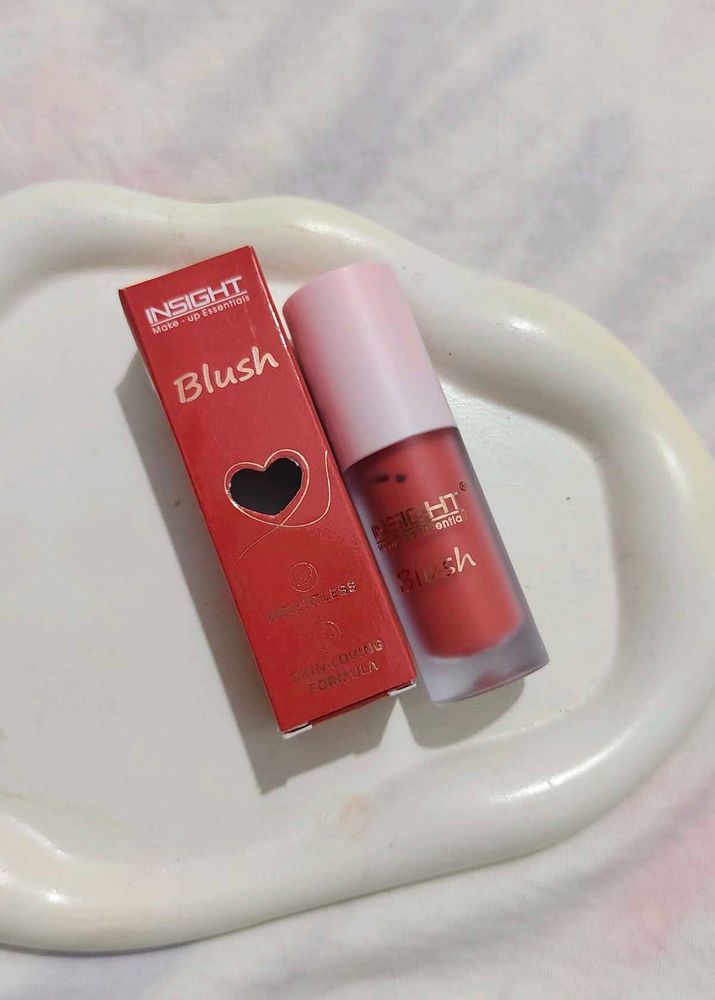 Insight blush