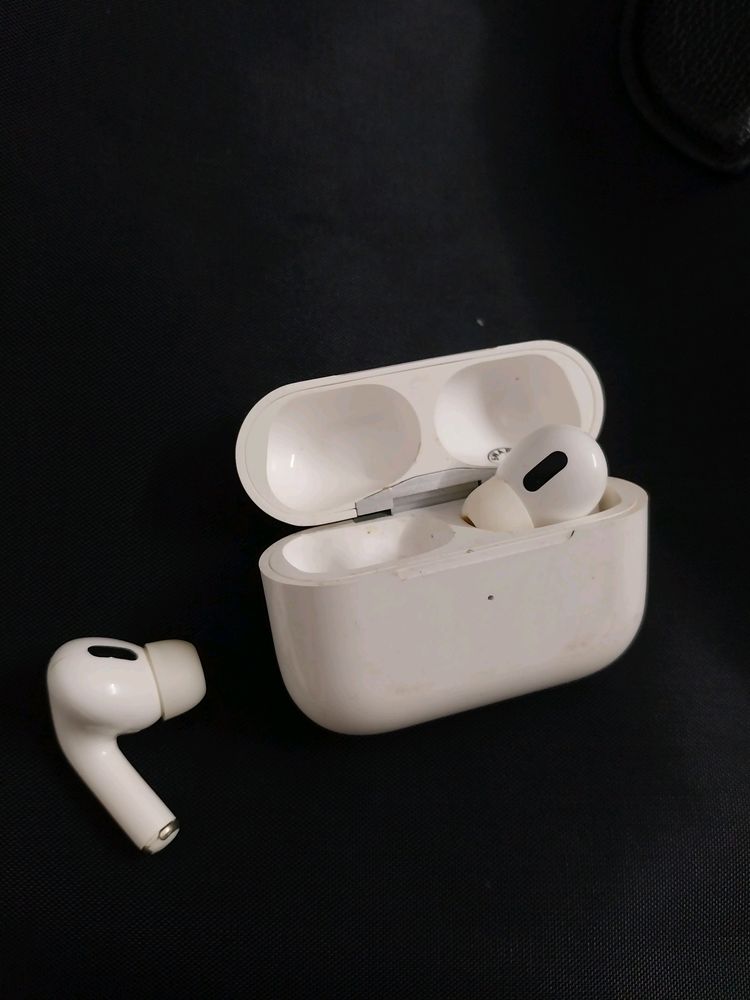 Fake Airpods