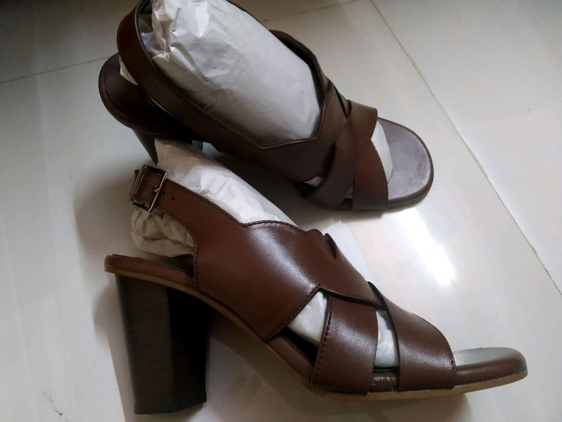 sandal