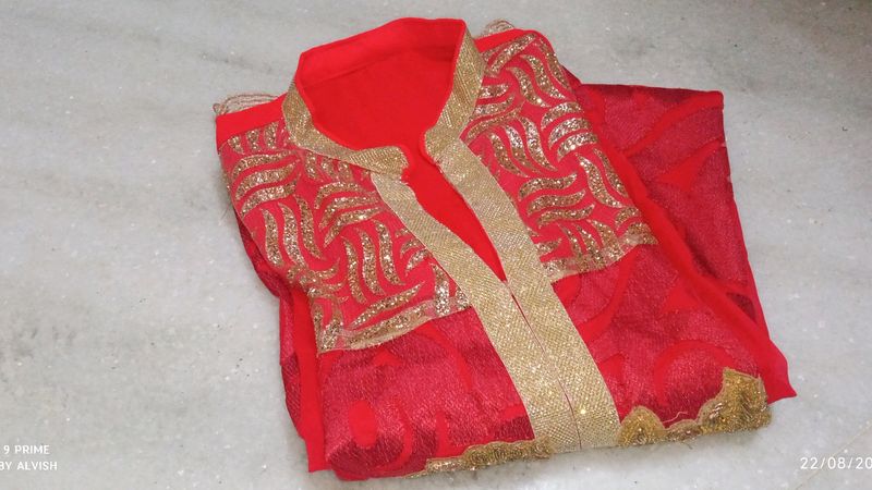 Red Kurta