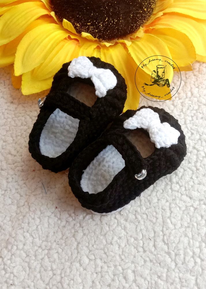 Crochet Baby Shoes