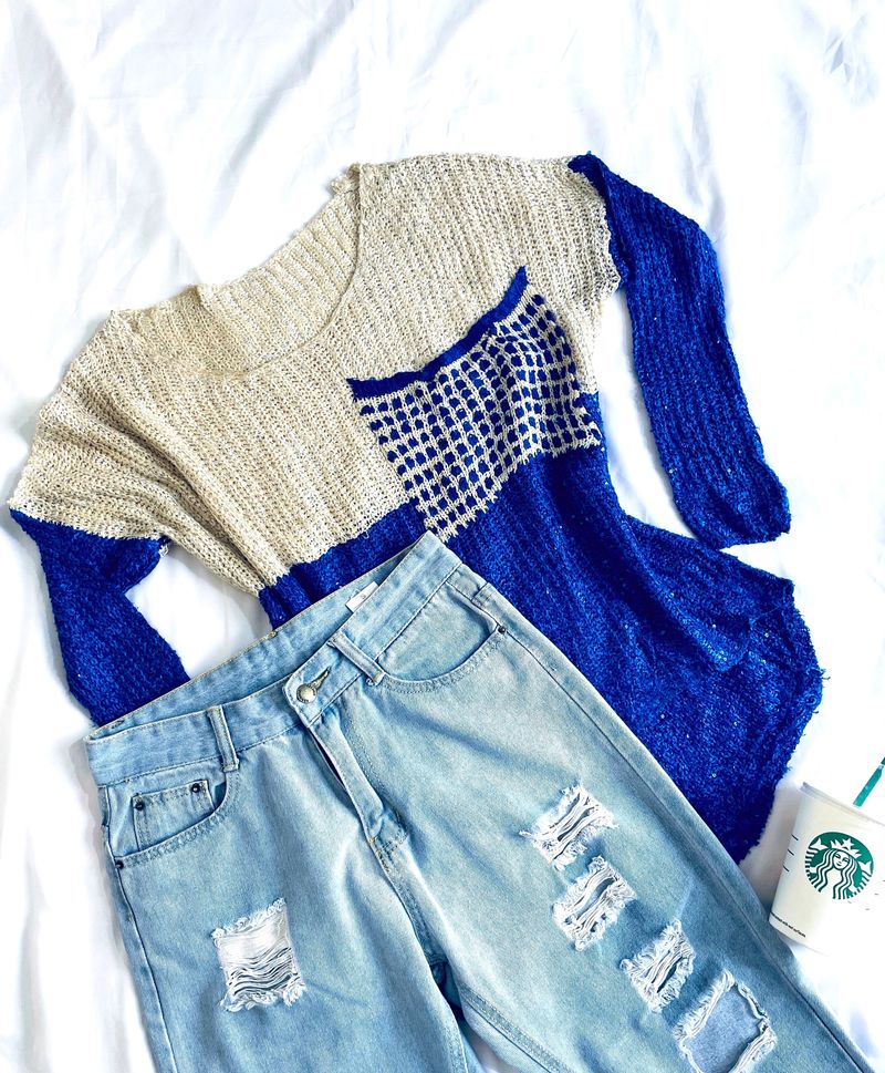 Pinterest Sequence Blue & Cream Pullover Top