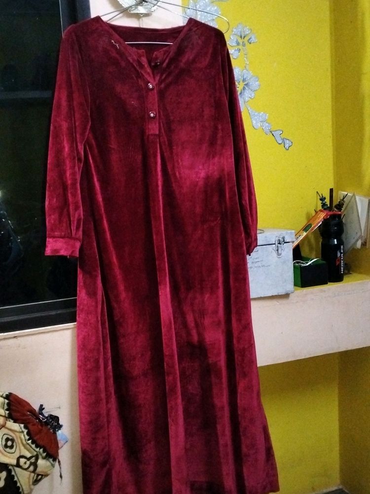 Maroon Colour Abaya Full Hight