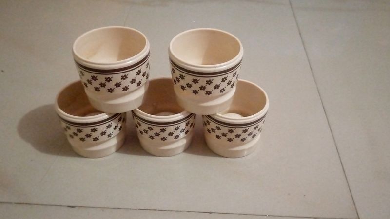 5 Cup Set