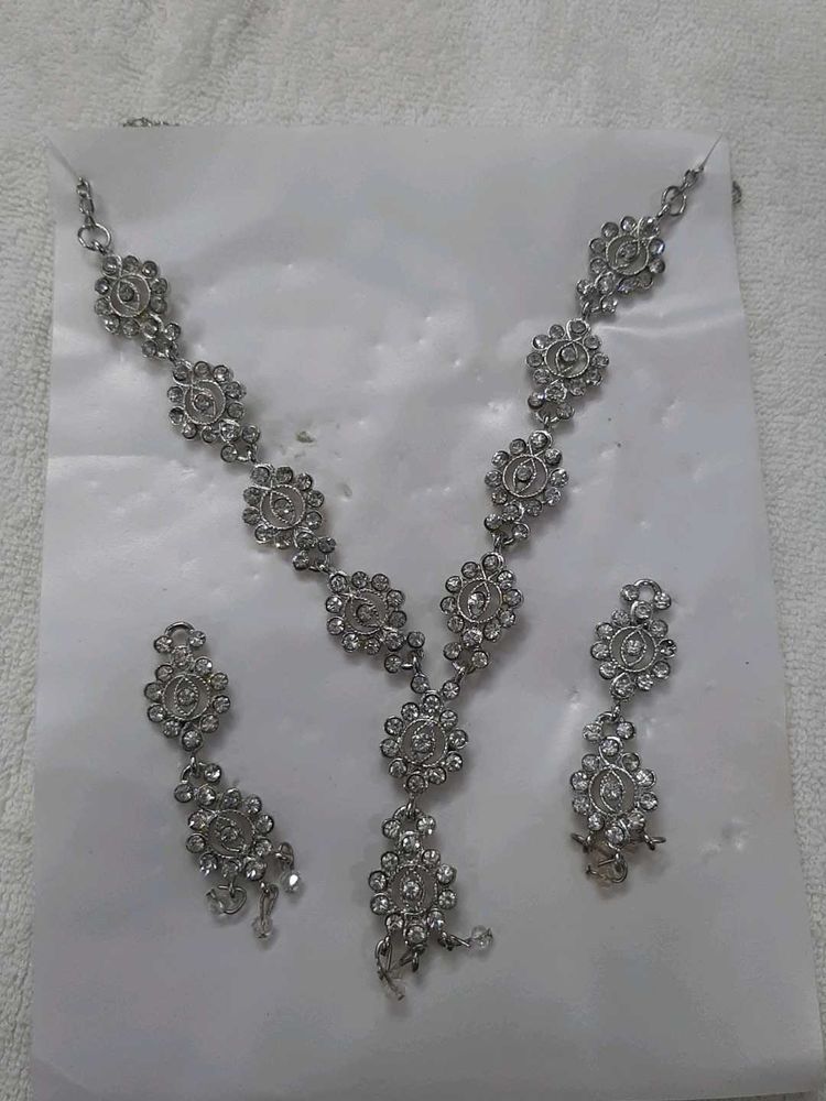 Necklace Set