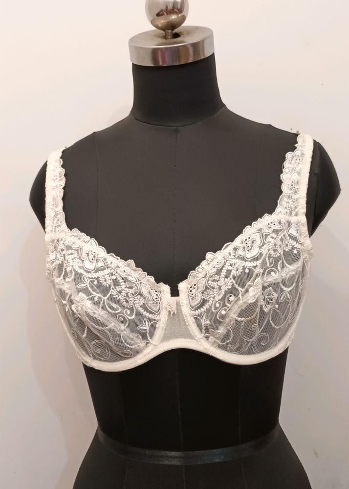 Lace Bra.