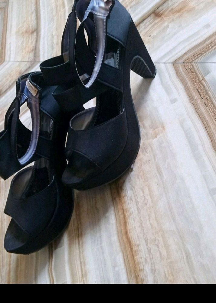 Black Heel Sandle