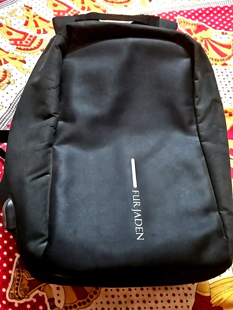 Laptop bag