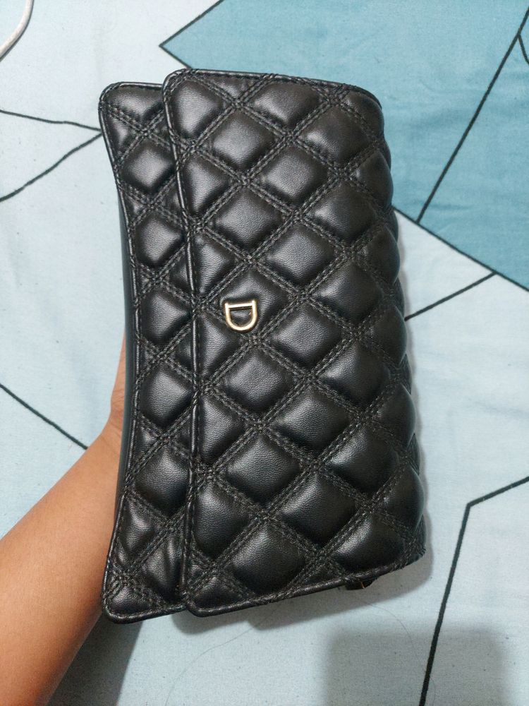 Quilted Black Bag/Clutch 👝♠️