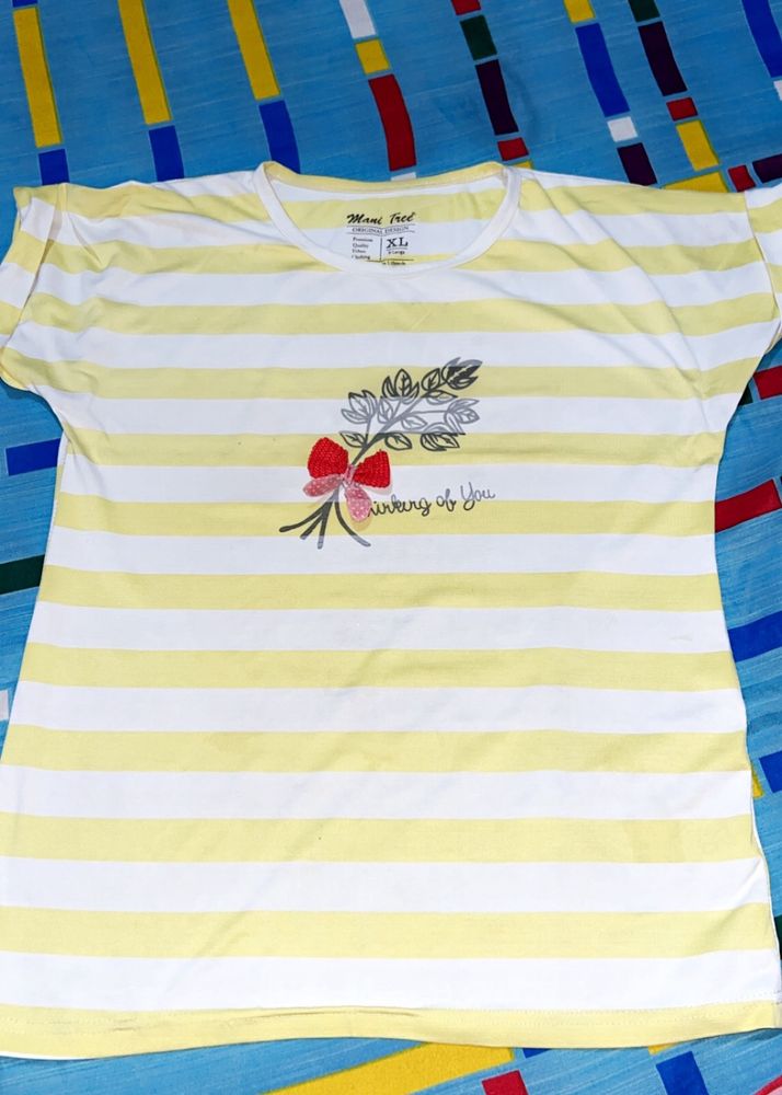 Regular Sized Tshirt Rs100