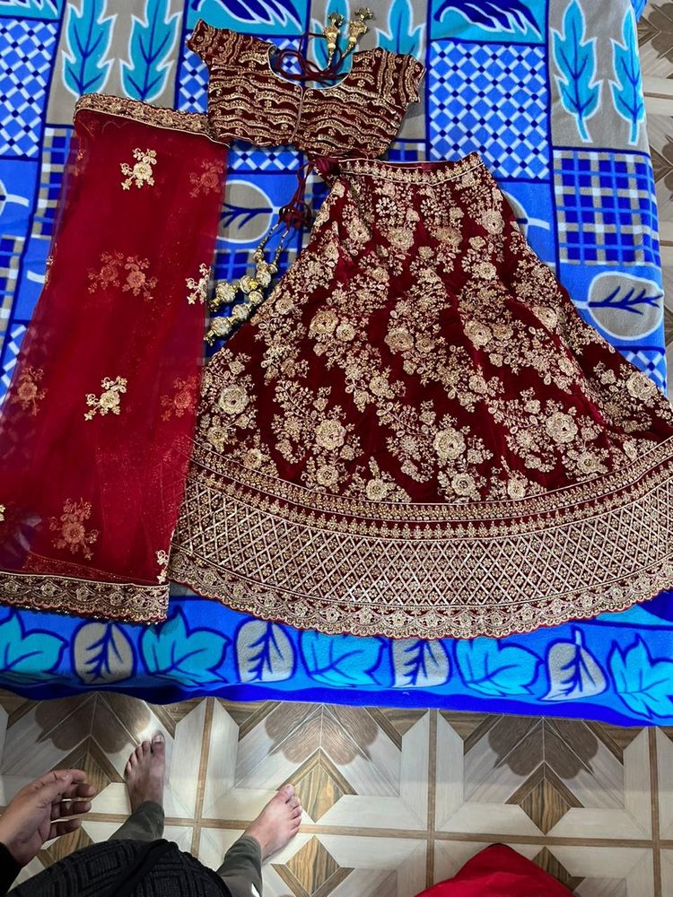 Bridal Lehenga With Cancan Attached,