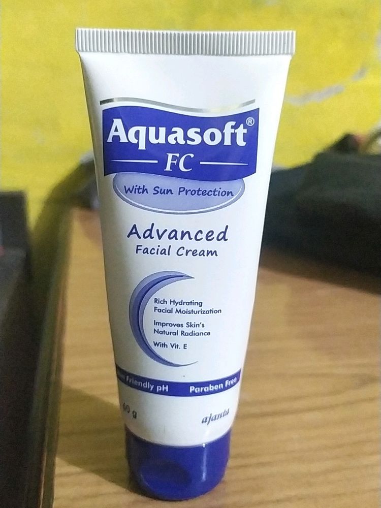 Aquasoft fc Moisturizer With Sun Protection