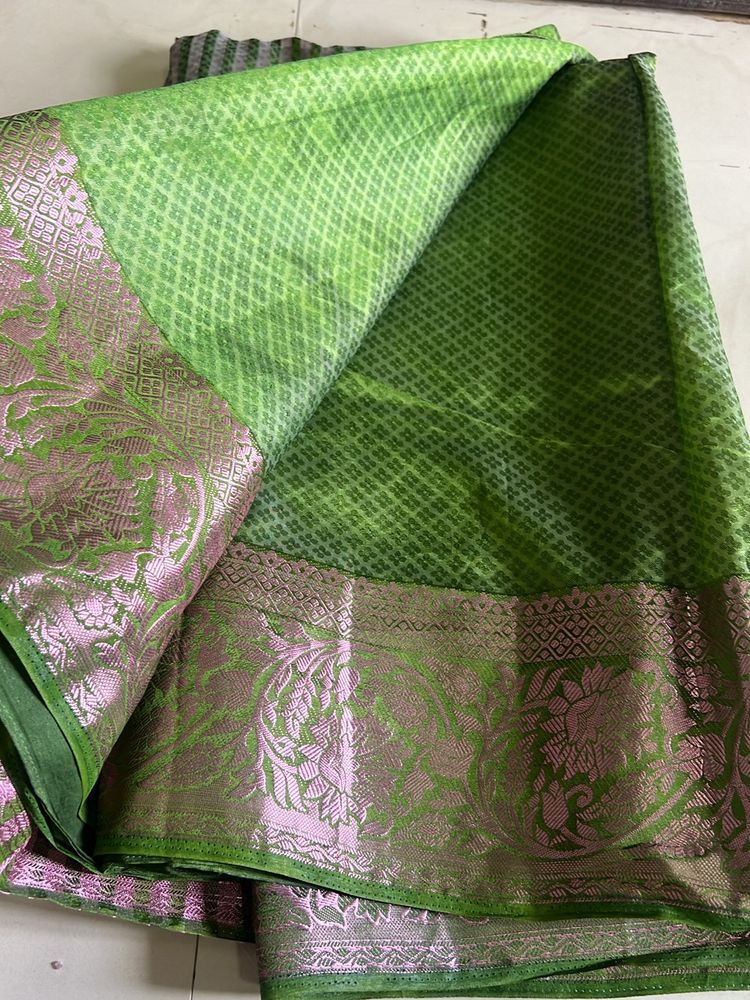 Pretty Green Saree With Lavender Border❤️