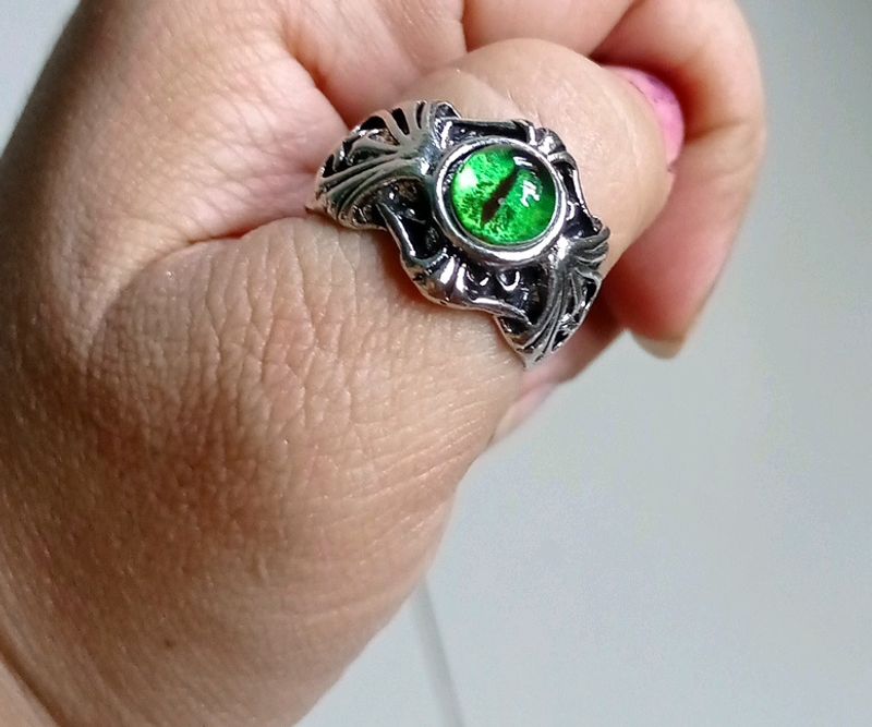 Unique Ring