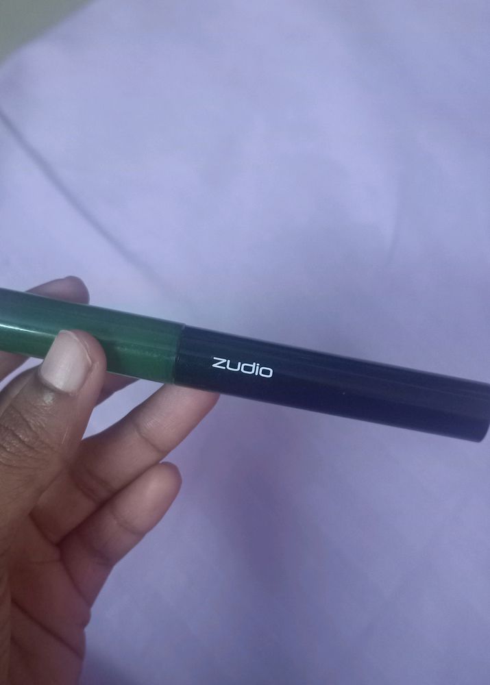 Zudio Green Eyeliner