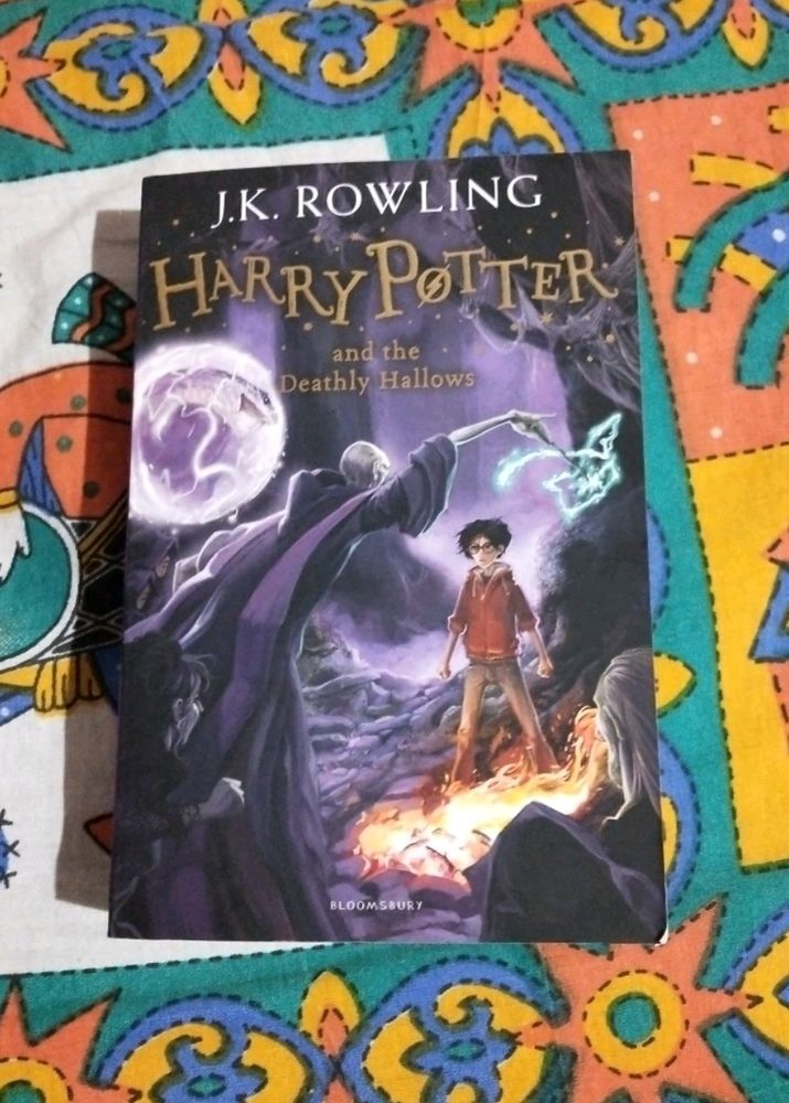 Harry Potter Book 7: The Deathly Hallows