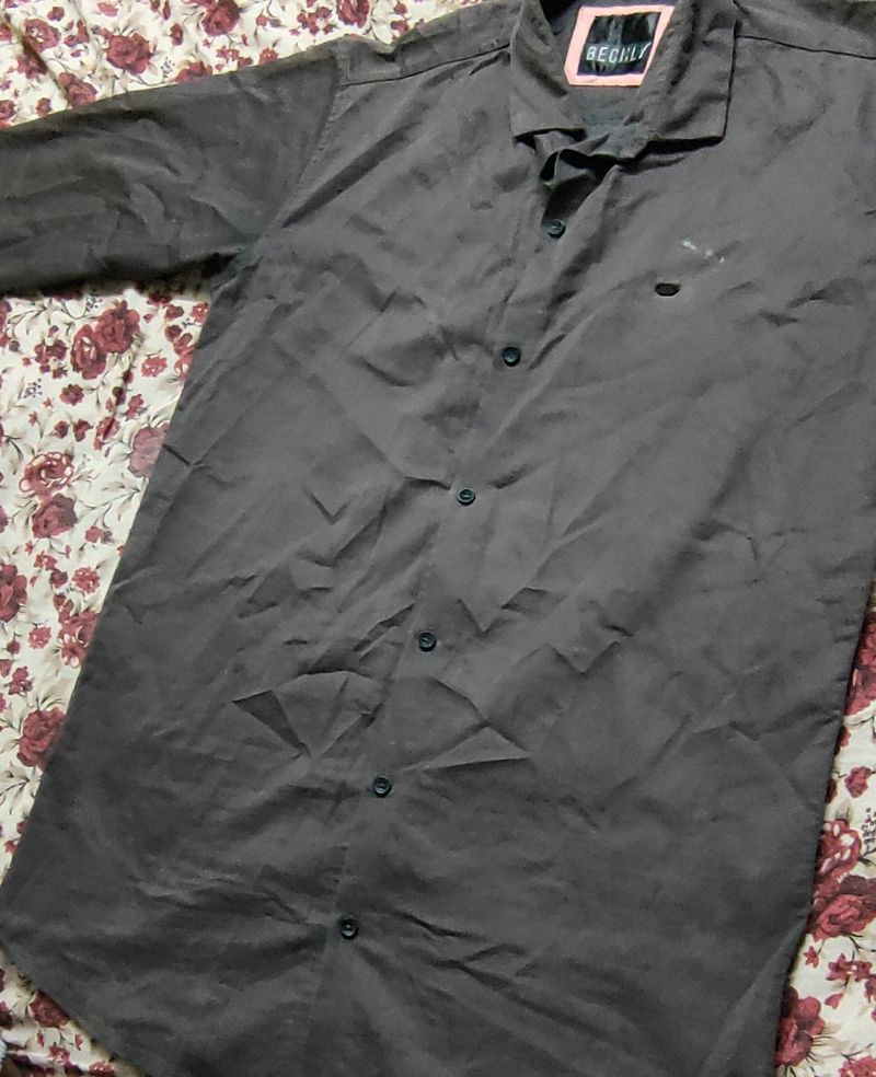 Men M Size Shirt