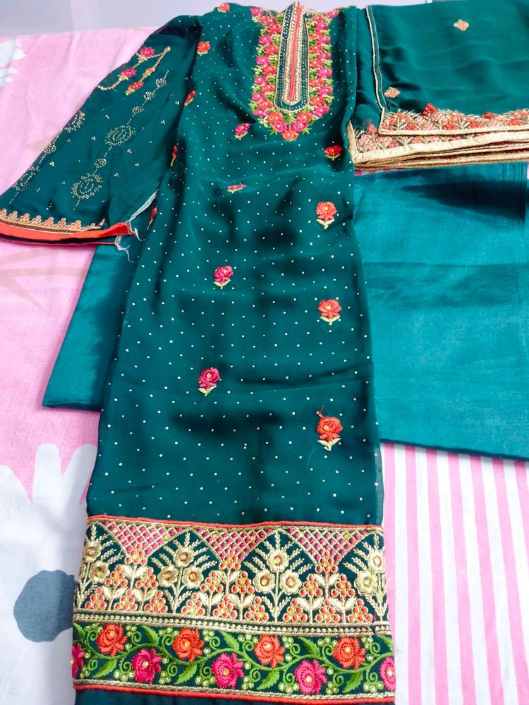 OFFER 💥💥LOOT SALE💥💥UNSTITCHED FANCY EMBROIDERY