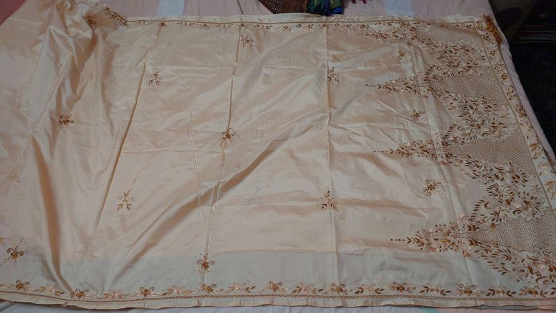 Very Good Condition Pure Silk