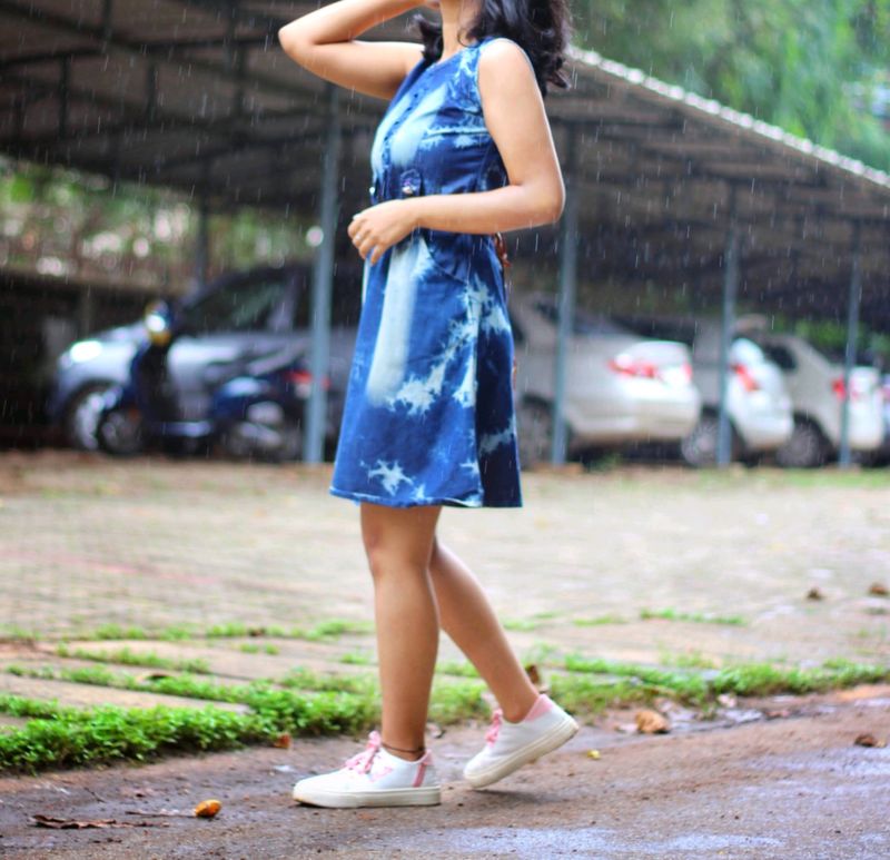 DENIM SHORT PRETTY DRESS