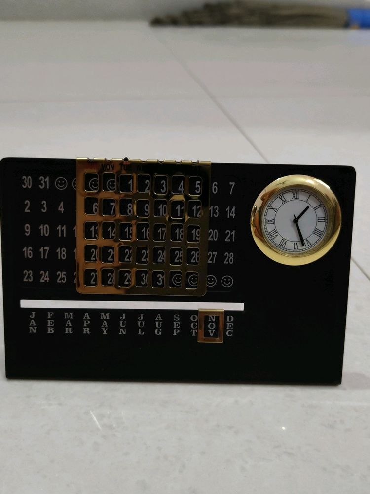 Metal Perpetual Calendar