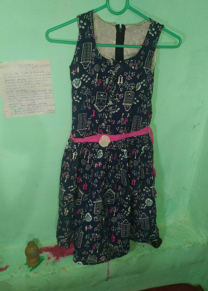 Girl's Frock For 6 - 8 Years Girl