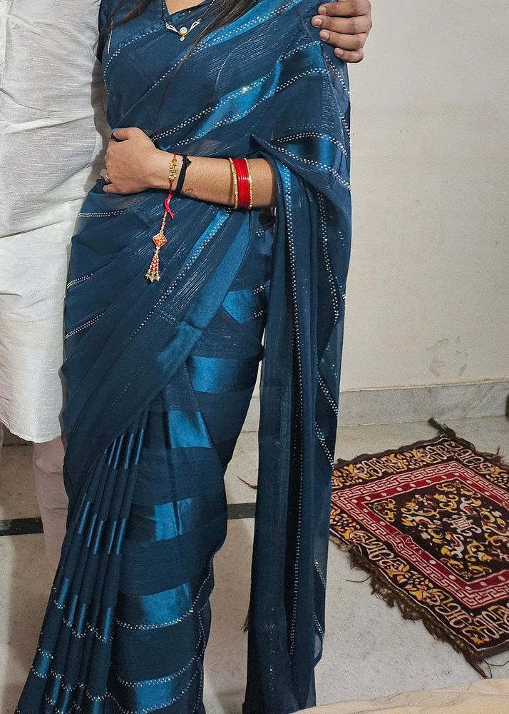 Saree With Blouse