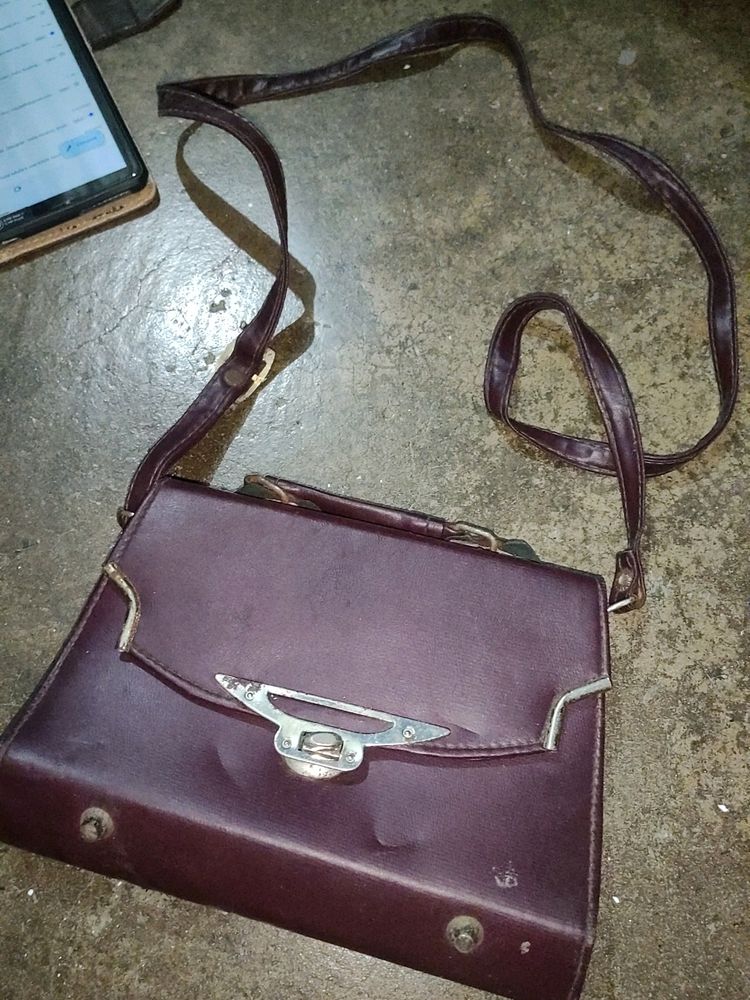 Vintage Vanity Sling Bag