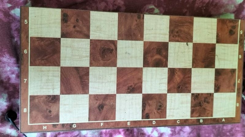 Magnetic Chess Board And Simple Ches Bo