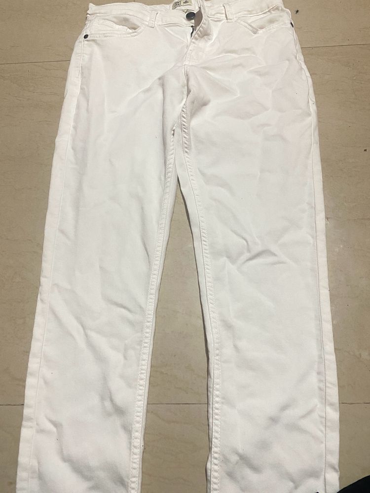 Slim Perfect White Jeans