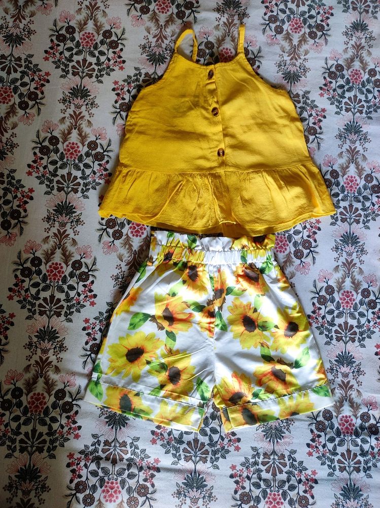 Yellow Top And Flower Print Paint