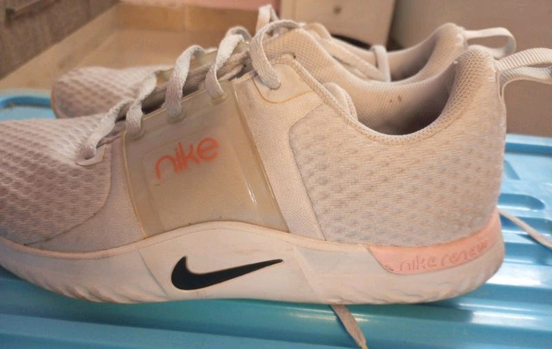 NIKE Women RENEW Series Sports Shoes