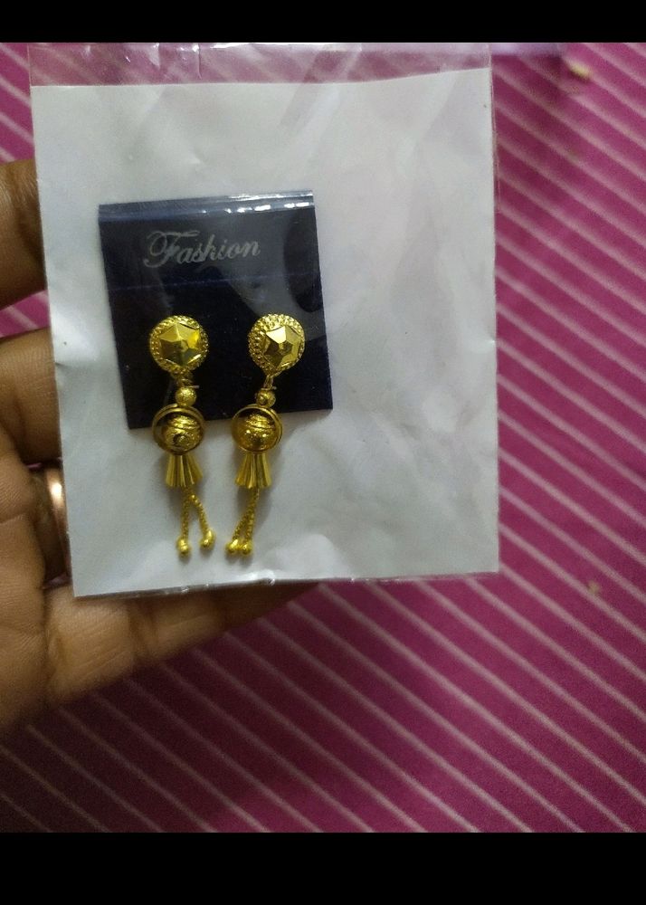 Earrings (Sikka)