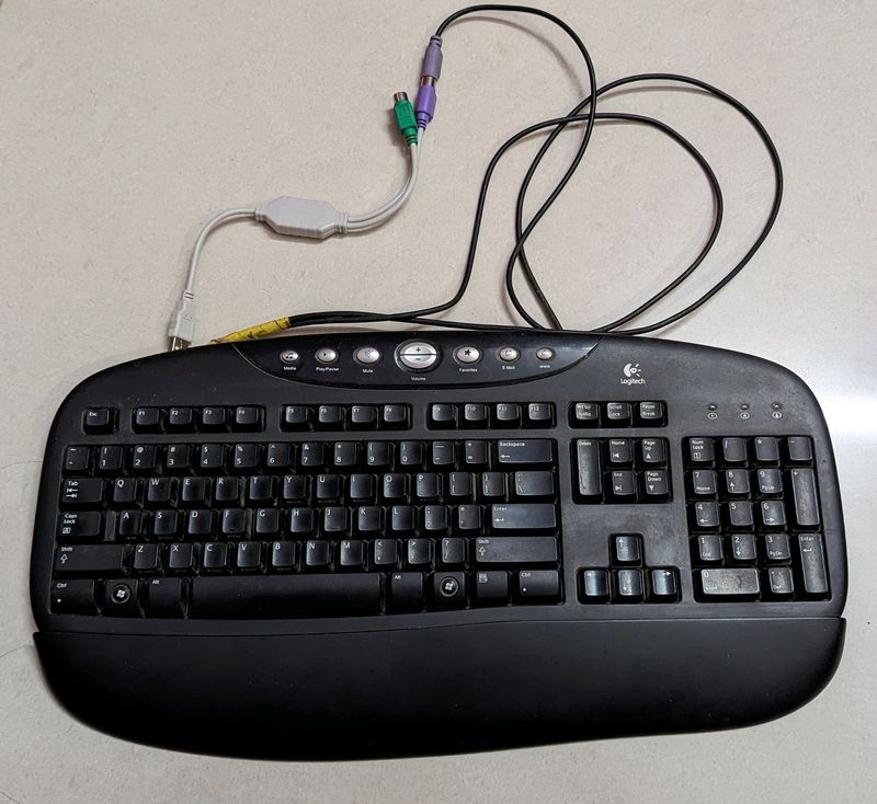 Logitech Keyboard With Detachable Armrest