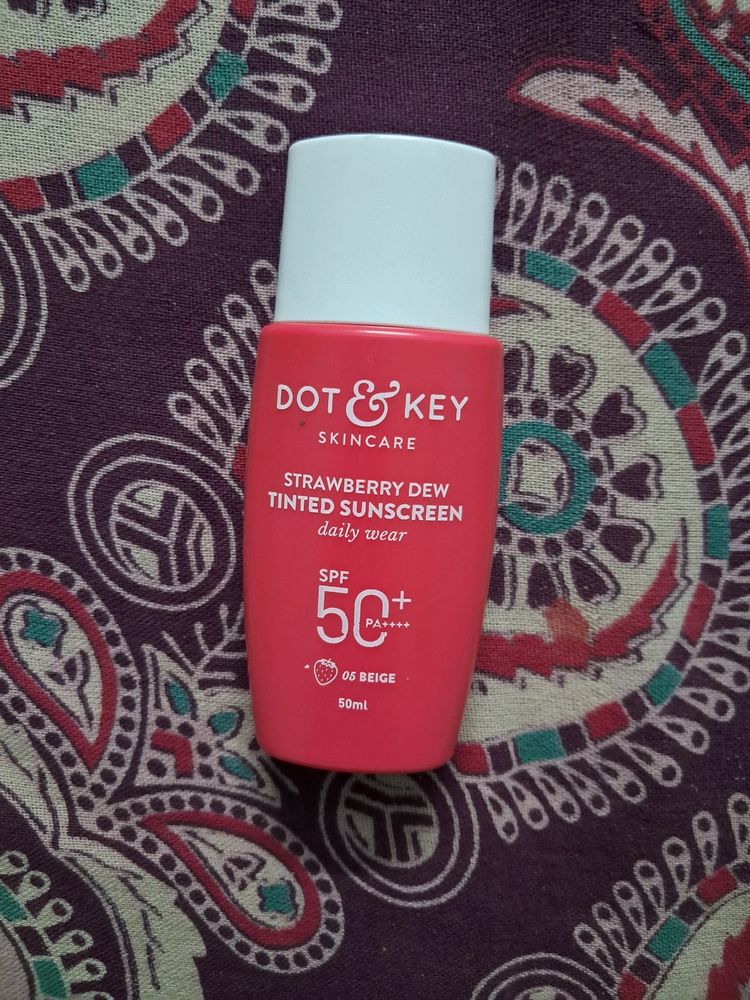 Dot and Key Tinted Sunscreen Shade Beige