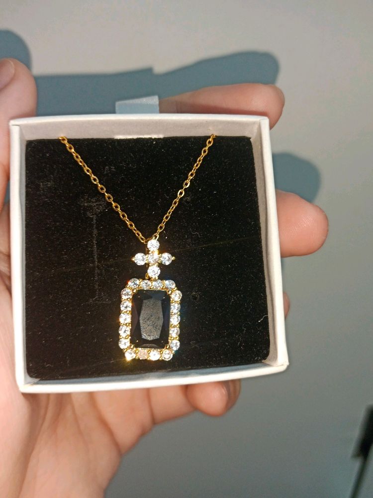 Saphhire Gold Plated Necklace