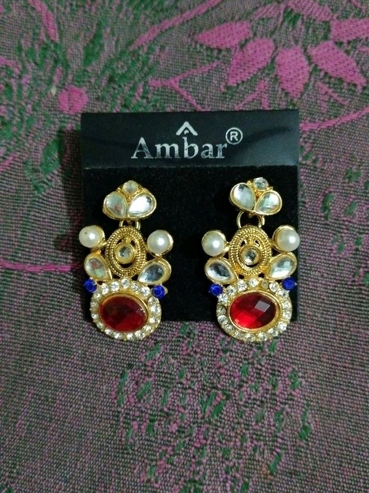 Fashionable Earings & Studs