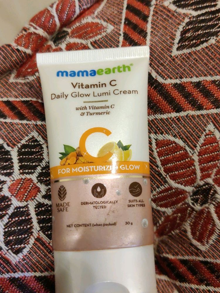 Mama Earth Daily  Lumi Glow Cream