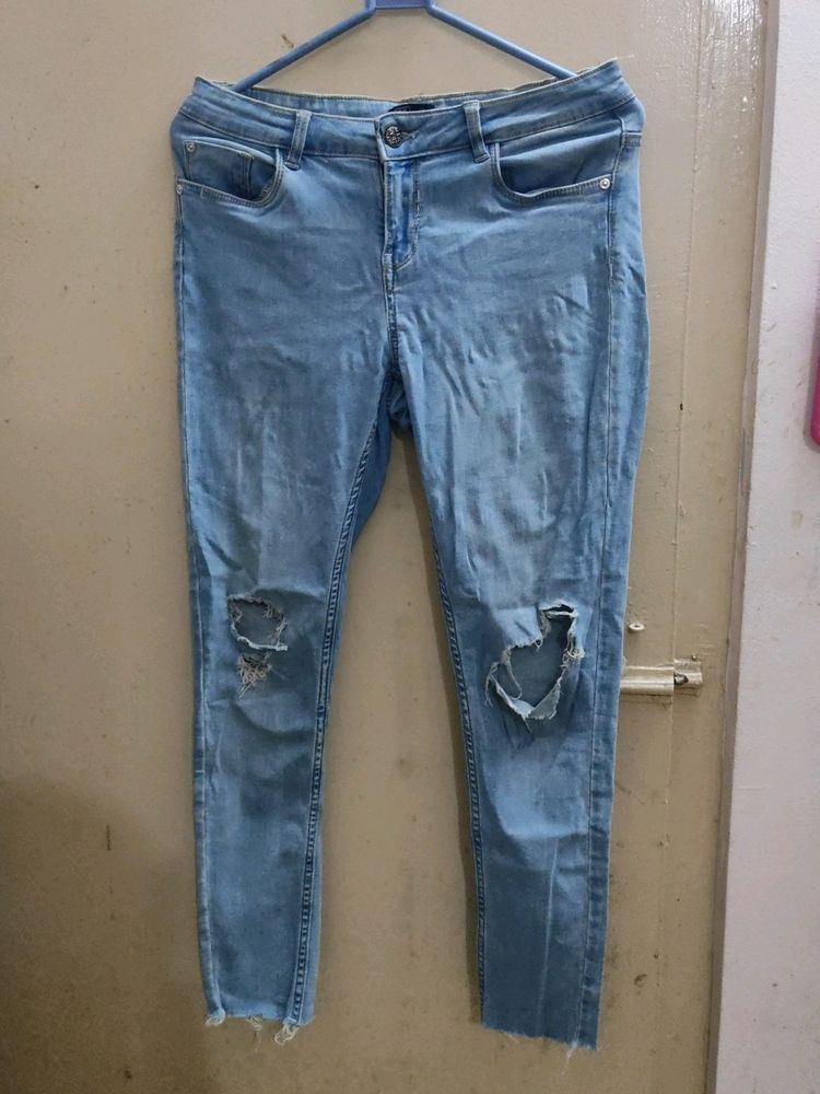 Denim Damaged Jeans