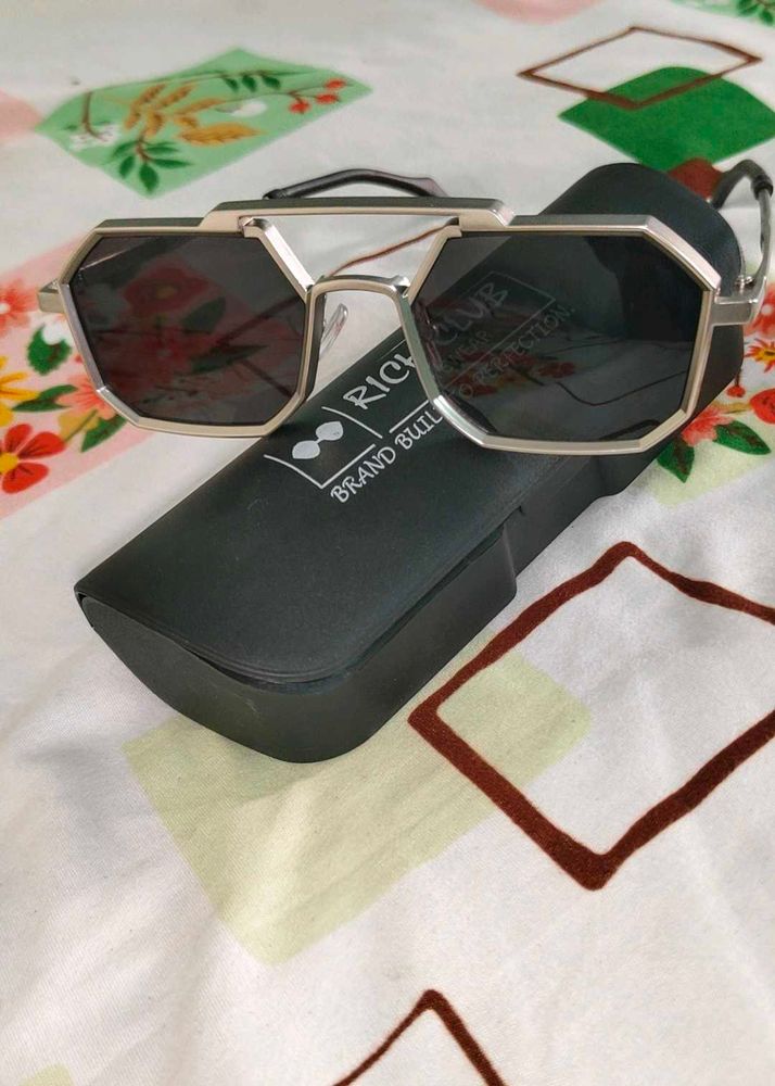 Metal Frame Sungalss For Mens By Rich Collection