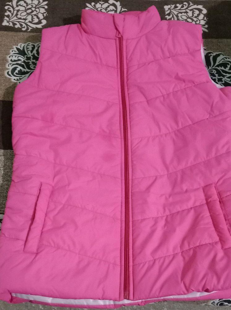 Sleeveless Jacket For Winter