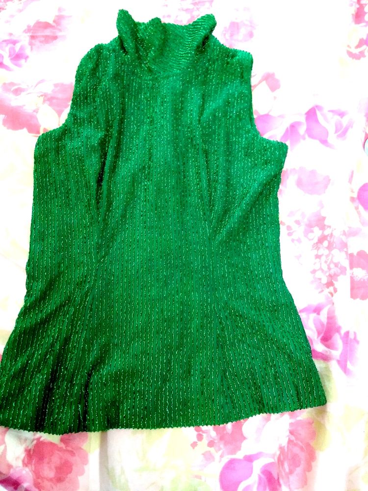 Party Wear Sleeveless Top.