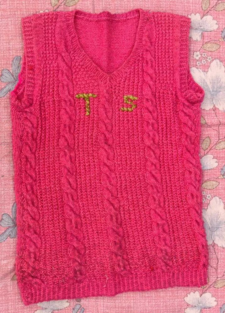 Woolen Sweater For Girls