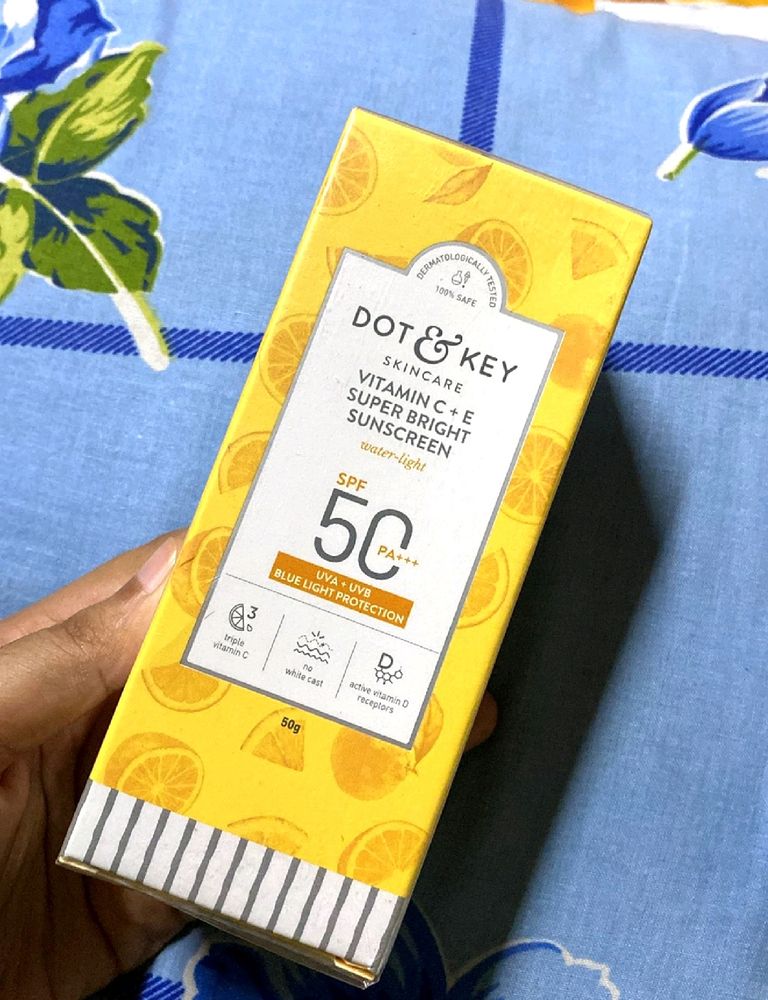 Dot & Key Vitamin C+E Sunscreen 🌞